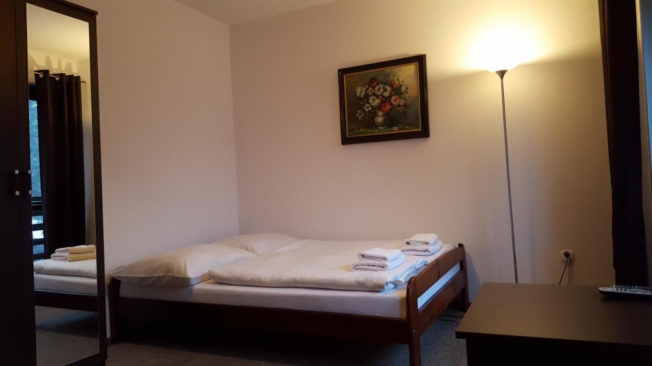 什切尔克Niezapominajka住宿加早餐旅馆 外观 照片